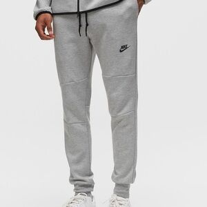 🩶 NIKE 🩶 Tech Fleece Men’s Jogger Sweatpants - NEW with tags Size Medium